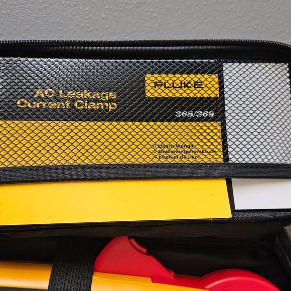 NEW FLUKE 368 FC LEAKAGE TESTER - Picture 6 of 6